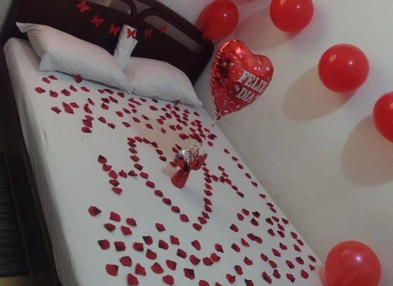 هتل Pacific Blue En Ladrilleros