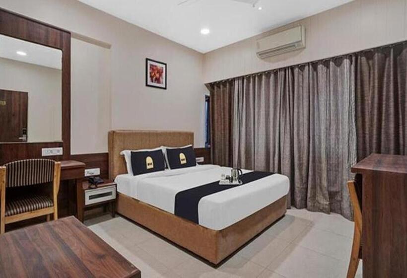 Hotel Raajpath, Vadodara