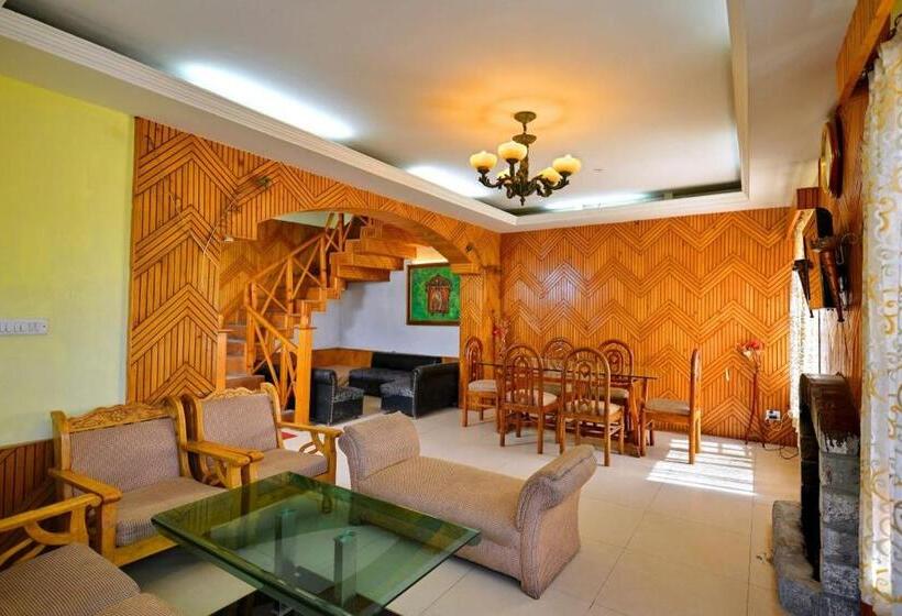 هتل Riverine Cafe & Cottages