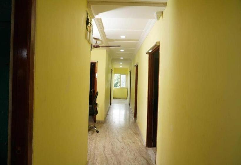 فندق Sea Side Guest House Vizag