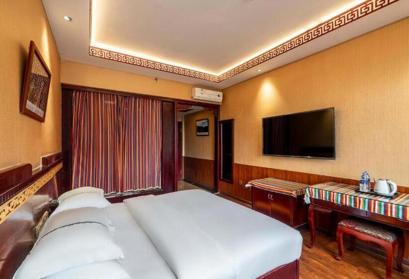 בית מלון כפרי Snow Mount Inn