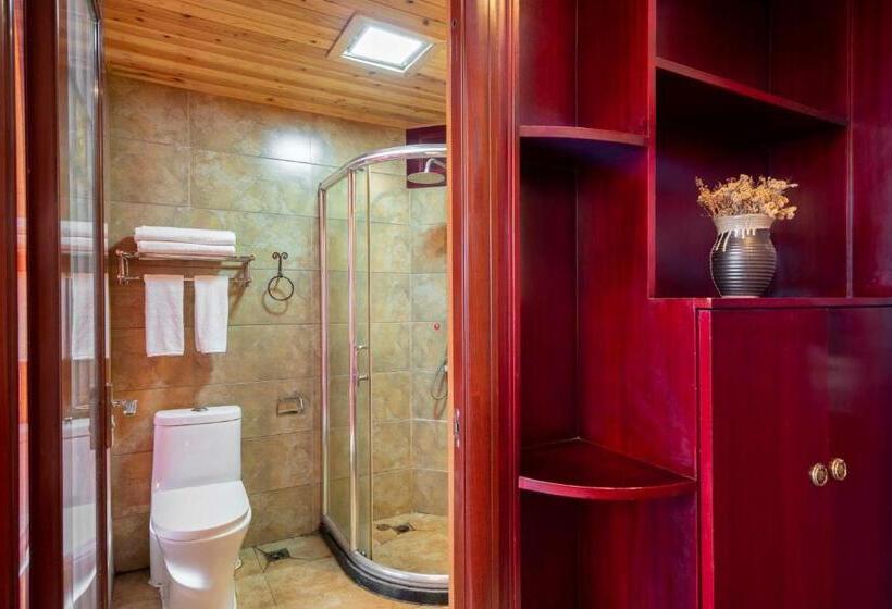 בית מלון כפרי Snow Mount Inn