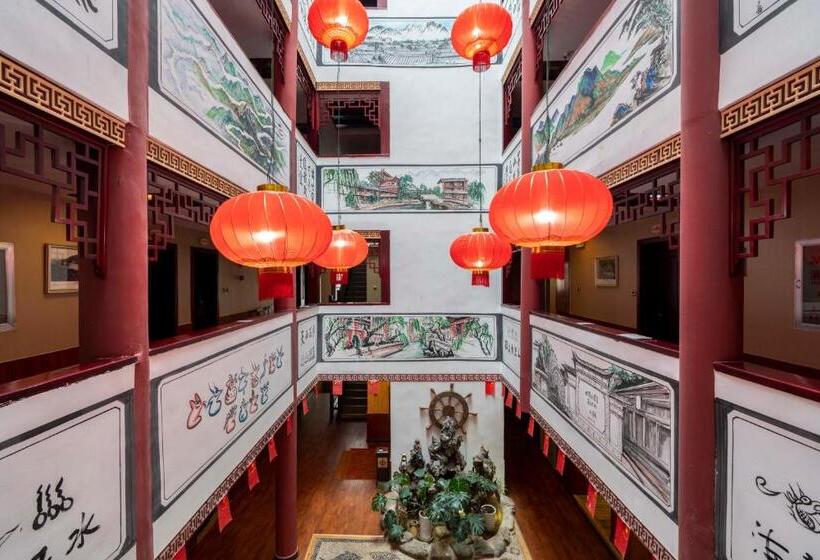 בית מלון כפרי Snow Mount Inn