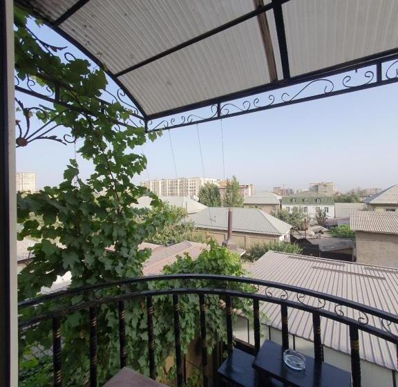 پانسیون Guest House Homely