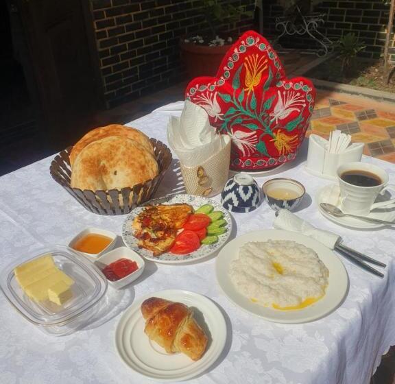 پانسیون Guest House Homely