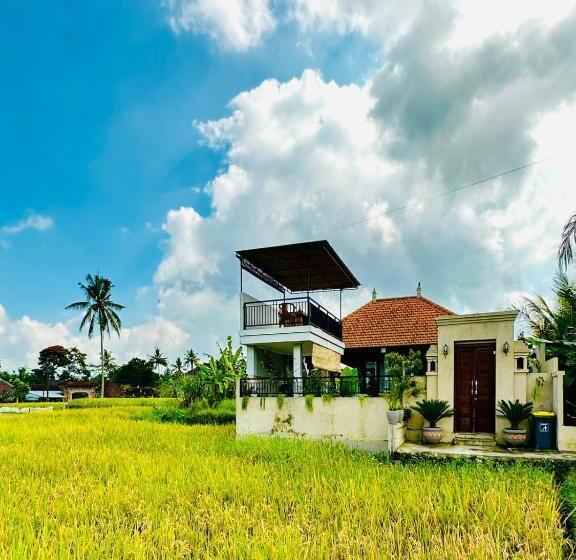 פנסיון Akatara Ubud Villa