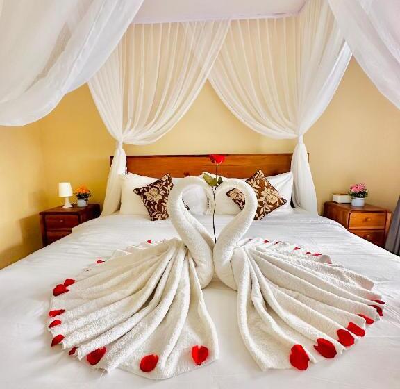 פנסיון Akatara Ubud Villa