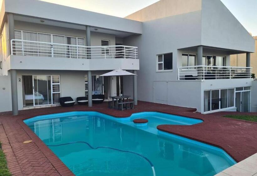 Пансион La Lucia Beach Villa