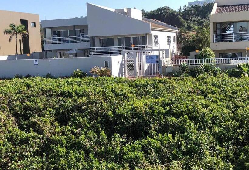 Пансион La Lucia Beach Villa