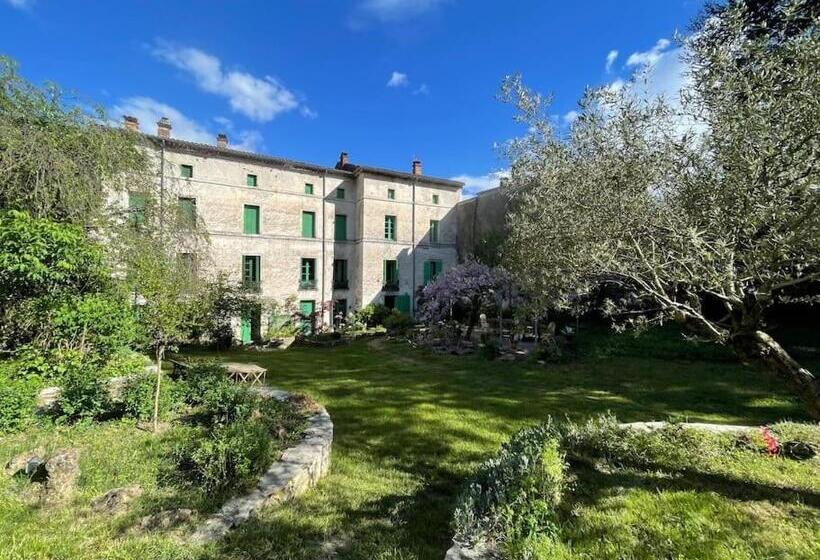 פנסיון La Maison Odette