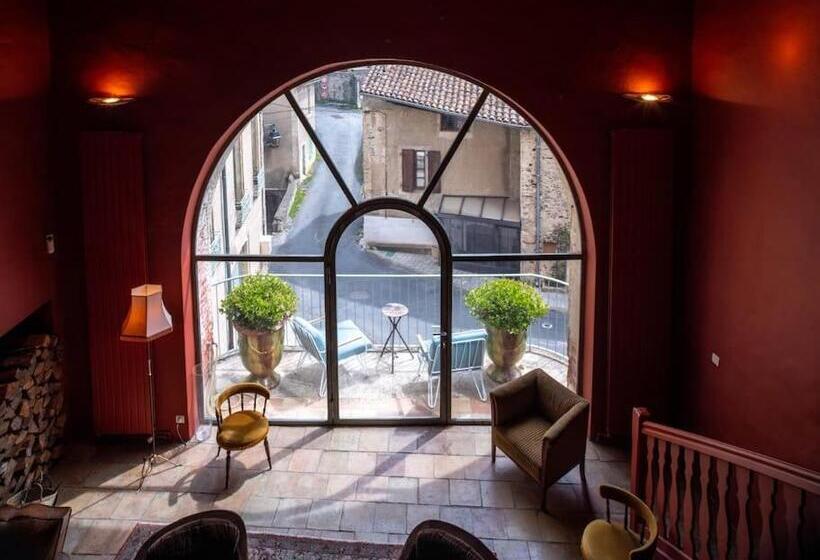 פנסיון La Maison Odette