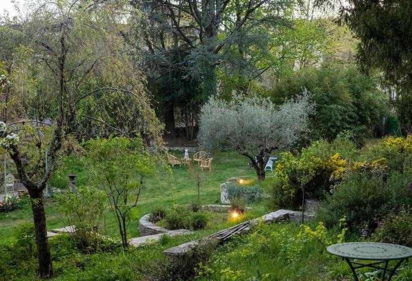 פנסיון La Maison Odette