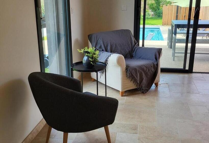 بنسيون Les Maisons De Jeanne