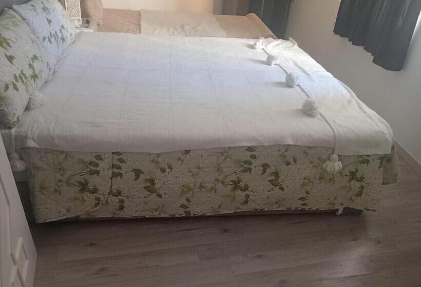 پانسیون Malak Tingis