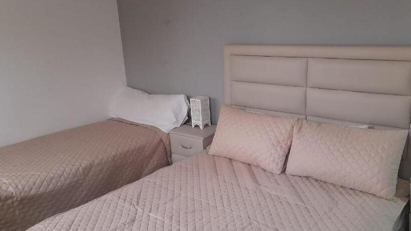 پانسیون Malak Tingis