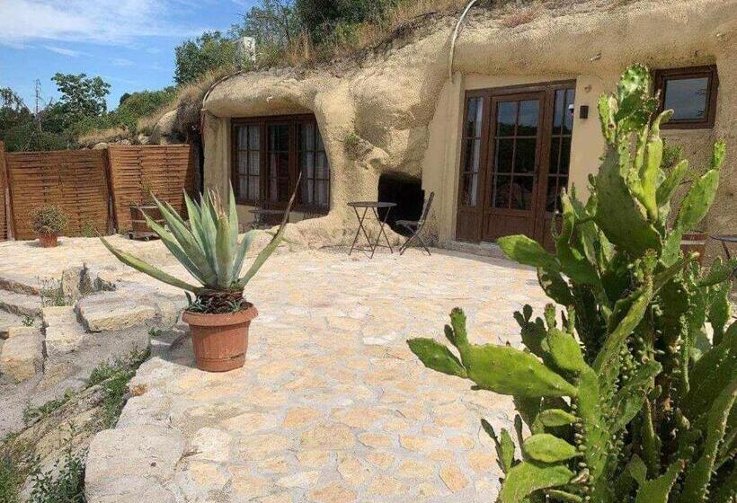 Пансион Sirocave Barlang Szobák