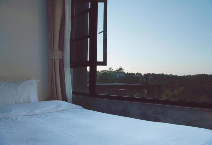 פנסיון The Habitat Villa