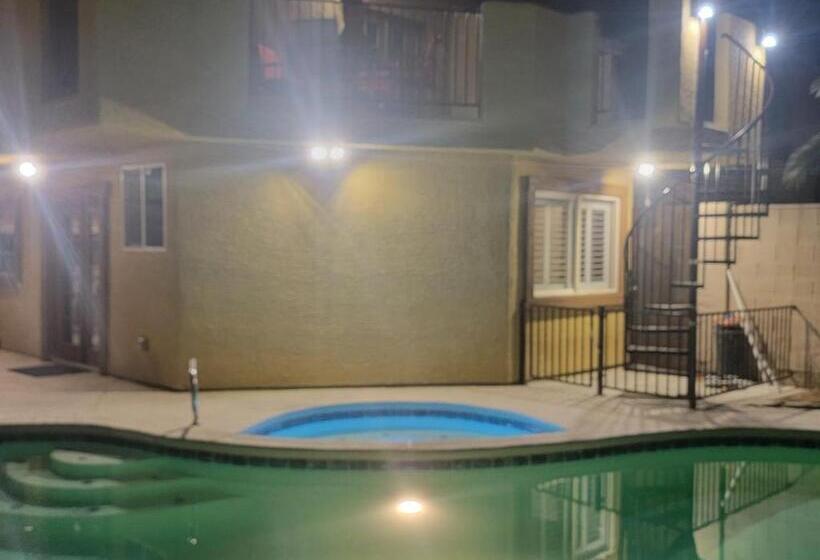 بنسيون Villa Juan # 1