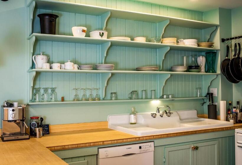 ユースホステル Au Loup, Maison élégante