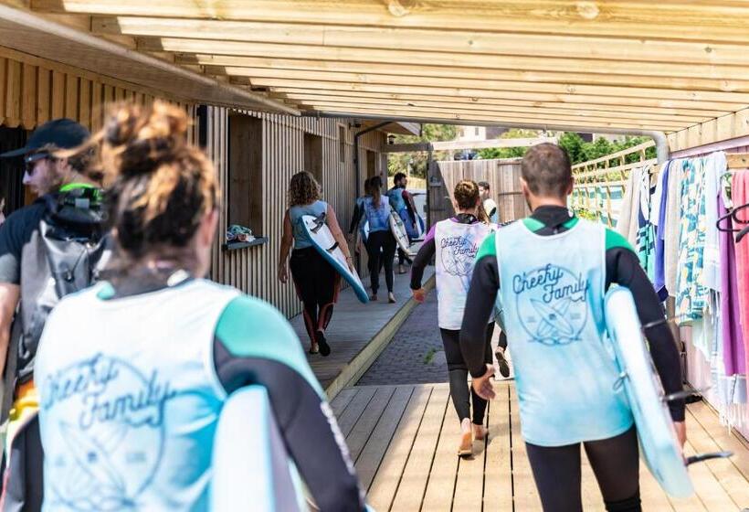 هاستل Auberge De Jeunesse Cheeky Family