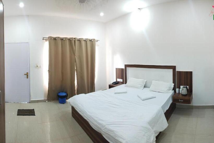 فندق صغير Jungle By Sturmfrei Morjim