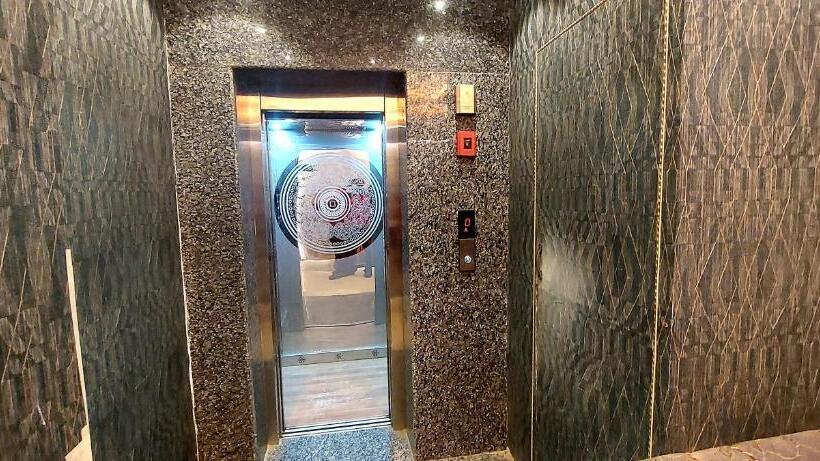 Ap Palace Hotel, Ayodhya