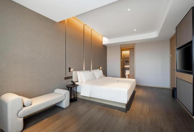 Atour Hotel Chifeng Hongshan Sport Center