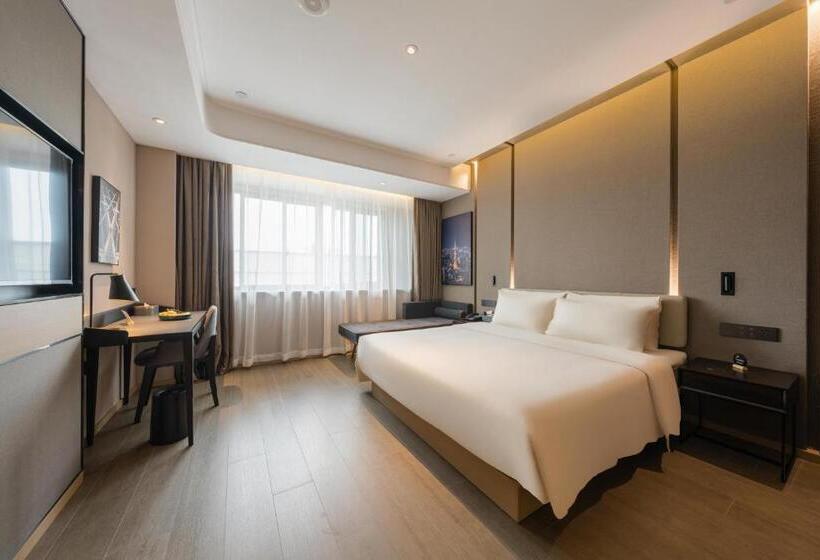 Atour Hotel Quzhou Nankong