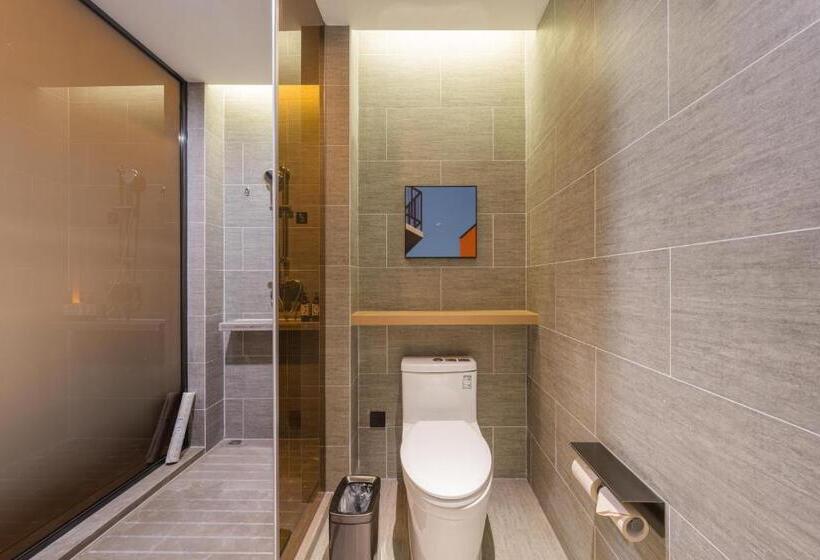 Atour Hotel Quzhou Nankong