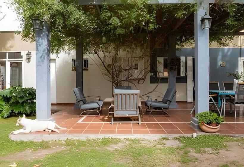 مبيت وإفطار Buen Viaje Mendoza
