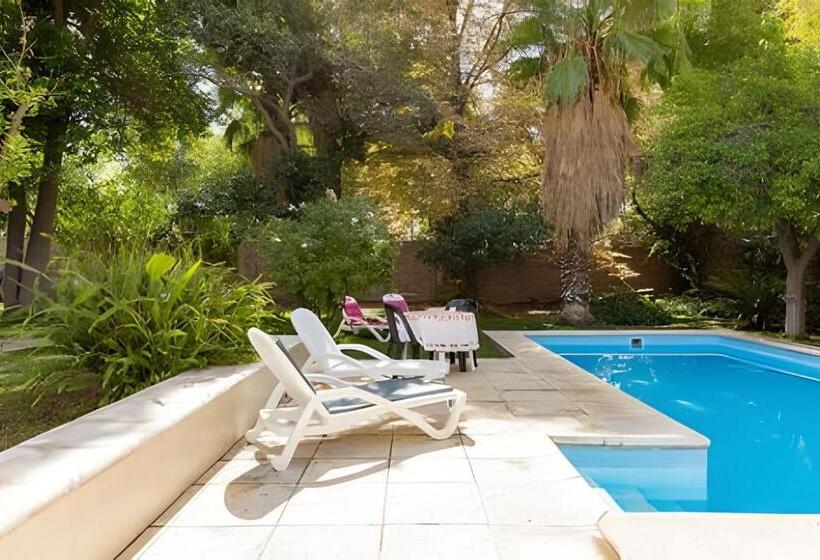 مبيت وإفطار Buen Viaje Mendoza
