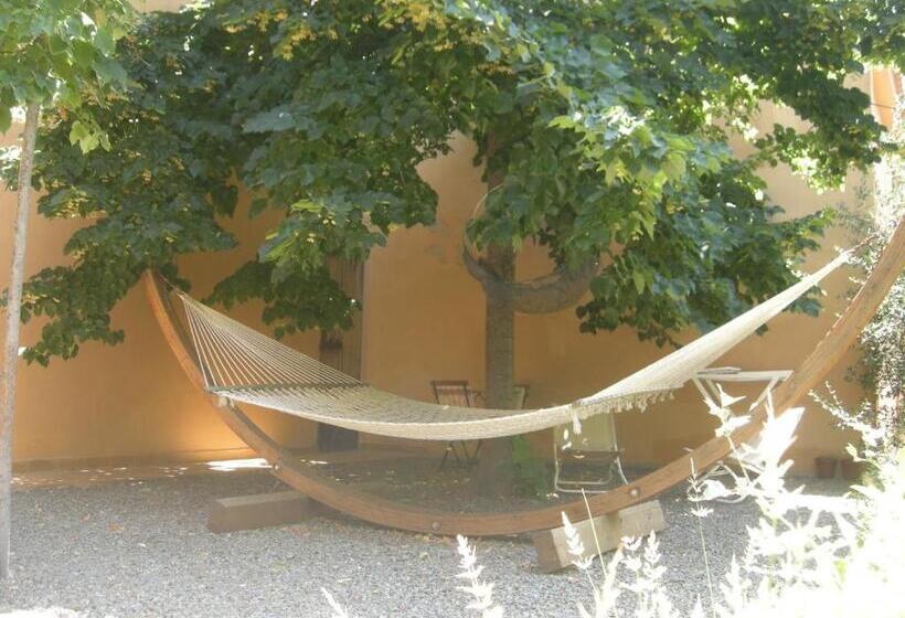 مبيت وإفطار Via Dei Gerani