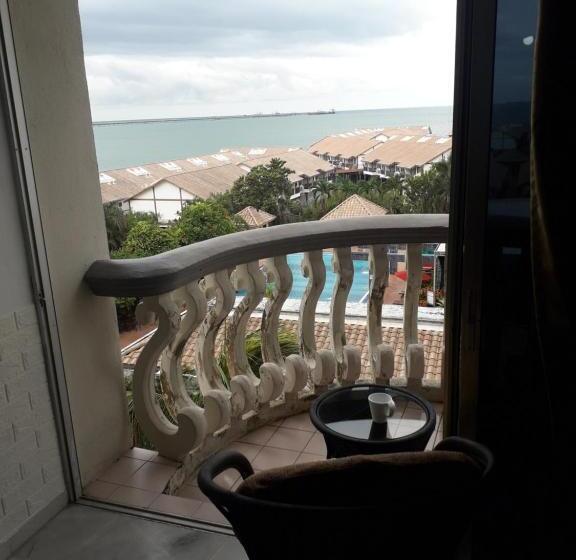 Cozy Glory Beach Resort Block A