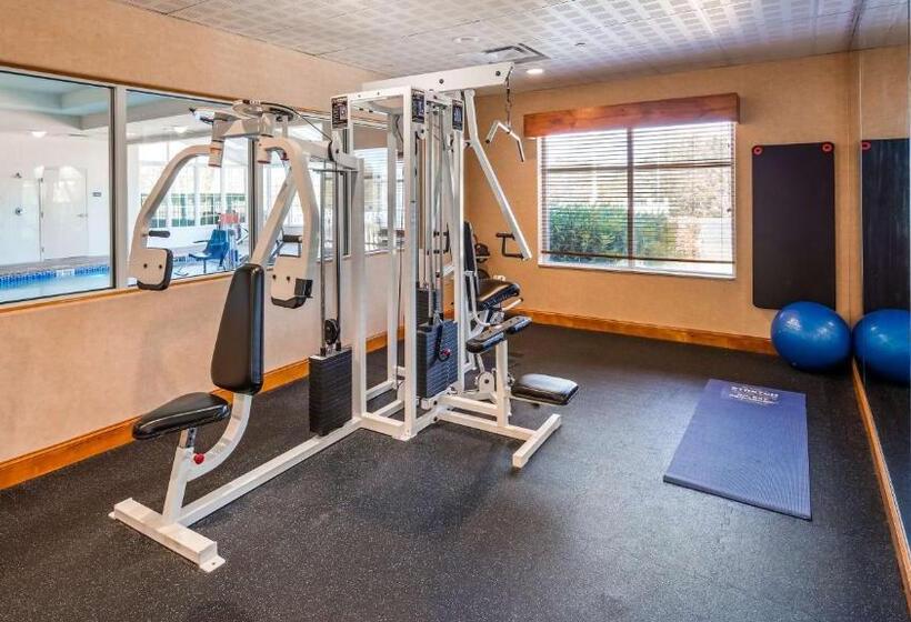 호텔 Best Western Plus Rose City Conference Center Inn