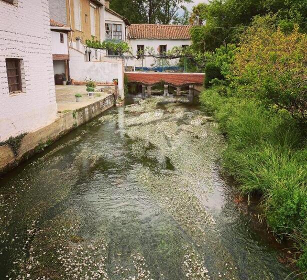 Отель Casona Del Molino De Maestrices
