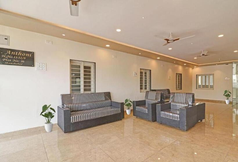 호텔 Collection O Shamshabad