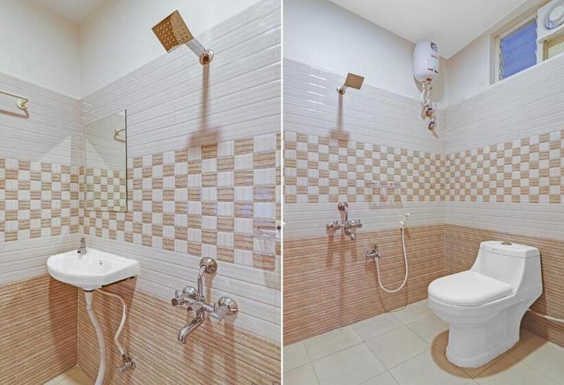 호텔 Collection O Shamshabad