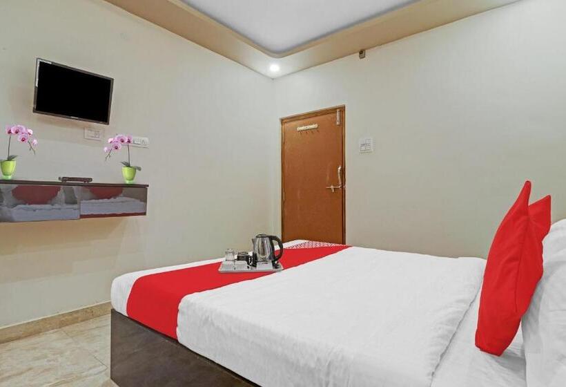 호텔 Collection O Shamshabad