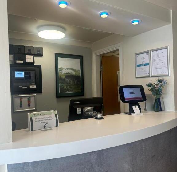 호텔 Go2 Glasgow Cumbernauld