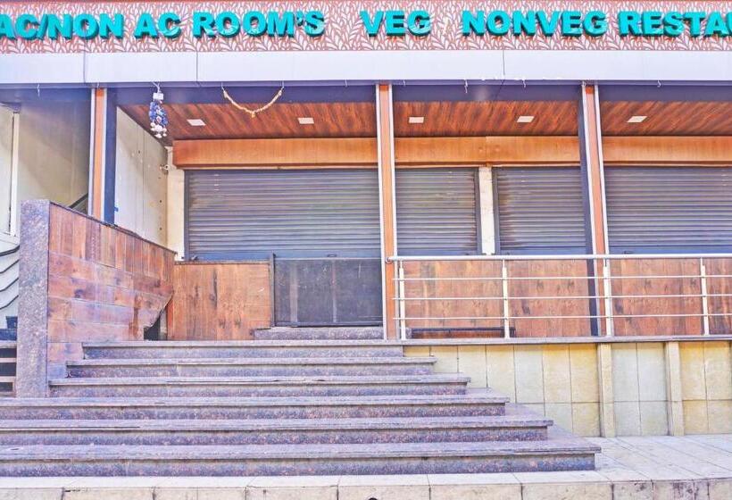 Super Hotel O Blossom Inn