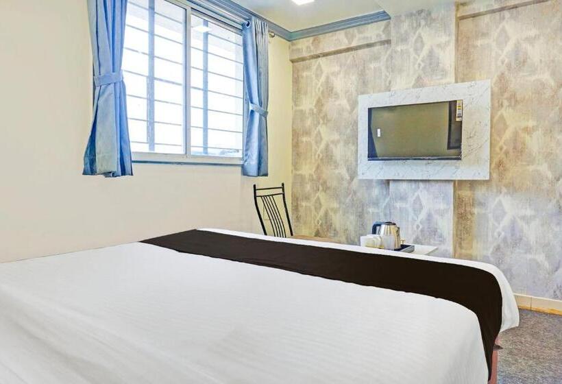 Super Hotel O Blossom Inn