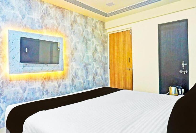 Super Hotel O Blossom Inn