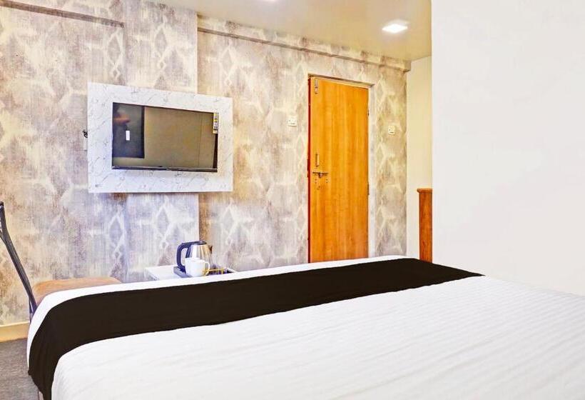 Super Hotel O Blossom Inn