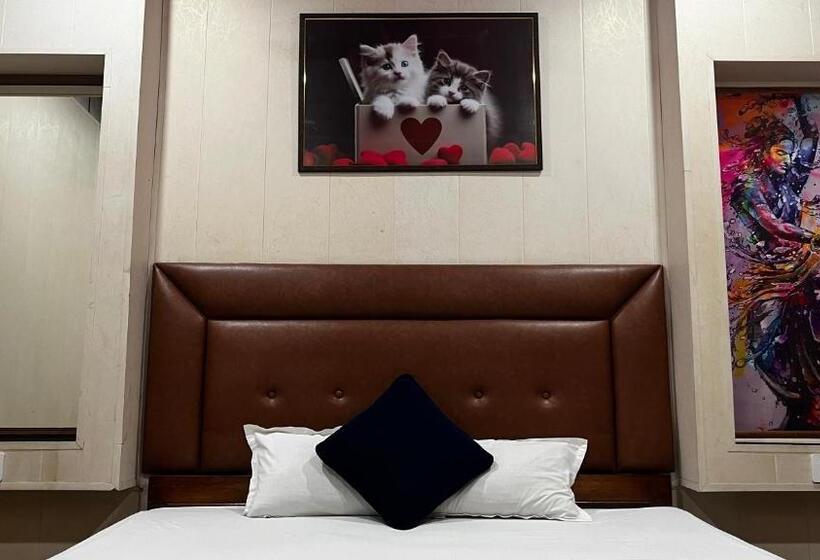 בית מלון כפרי Raj