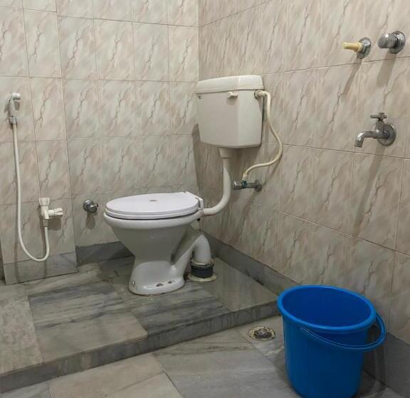 בית מלון כפרי Raj