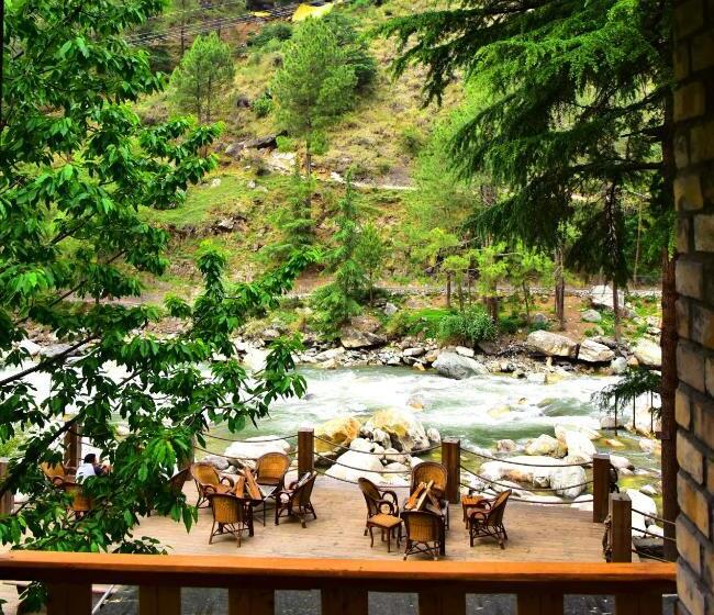 호텔 The Alpine Guest House