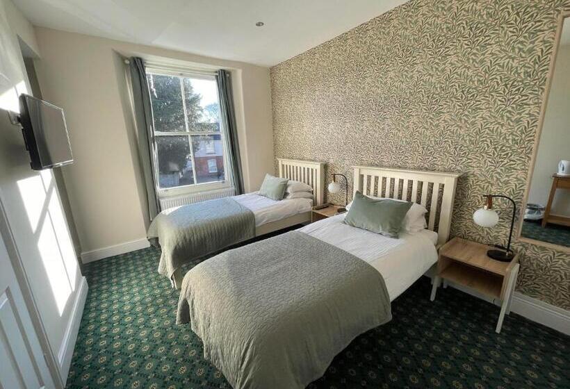 فندق The Bell Inn