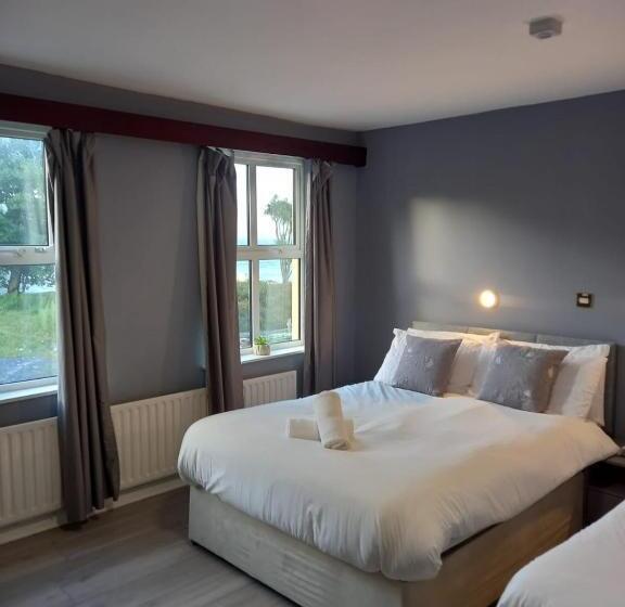 Отель The Strand, Dugort Achill