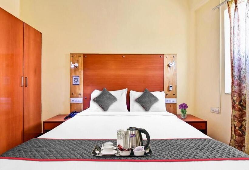 호텔 Super Townhouse Fateh Sagar Formerly Vatika Inn