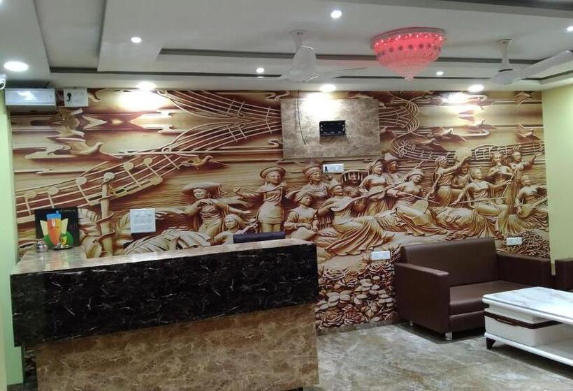 Jmc Hotel G9 Pithampur